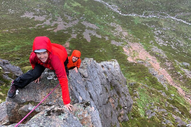 Private Guided Ridge Scrambling Experience in the Cairngorms - The Cairngorms National Park Walk-In, Views and Wildlife Timing