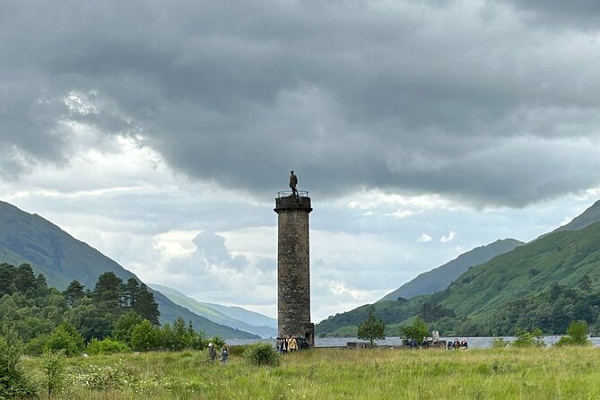 Private Harry Potter, Glenfinnan Viaduct, Highlands tour Glasgow - Dalwhinnie Distillery and the WWII atmosphere at the Commando Monument