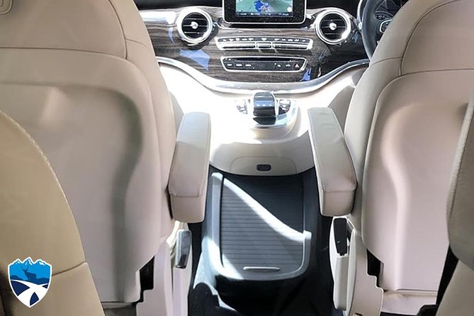 Private luxury transfer from Edinburgh Airport to Edinburgh - The 30-Minute Ride to Your Address: Comfortable, Direct, and Low Friction