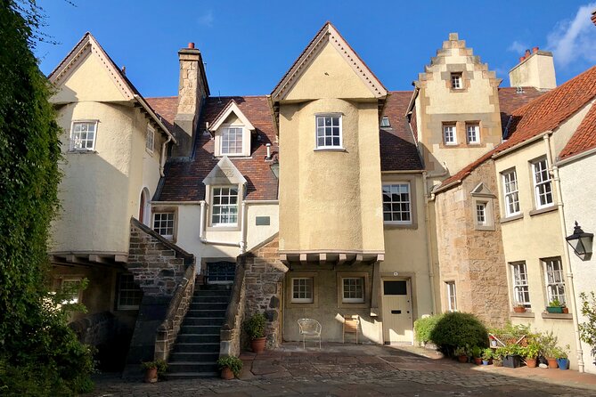 Private Old Town, Edinburgh Walking Tour - St Giles Cathedral and the Old Houses That Explain the City’s Layers