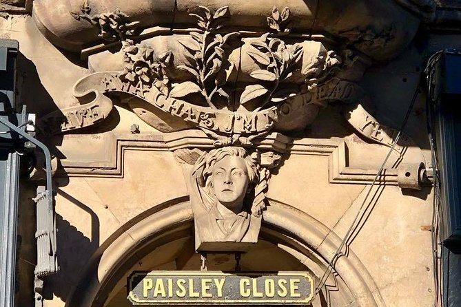 Private Old Town, Edinburgh Walking Tour - Proclamations, Executions, Markets, and the Canongate Kirk’s Graveyard Stories