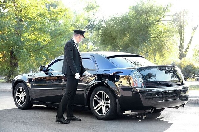 Private One way Transfer Edinburgh Airport to Edinburgh - A stress-free start at Edinburgh Airport (EDI)