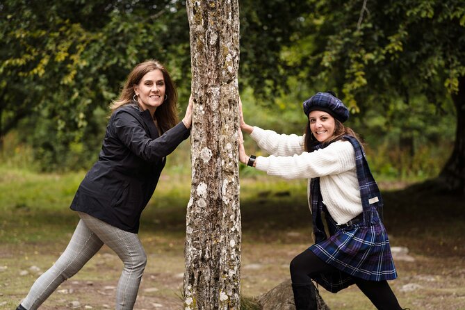 Private Outlander & Cawdor Castle Tour - Wardlaw Mausoleum and Simon Fraser: the Jacobite plot twist in 20 minutes