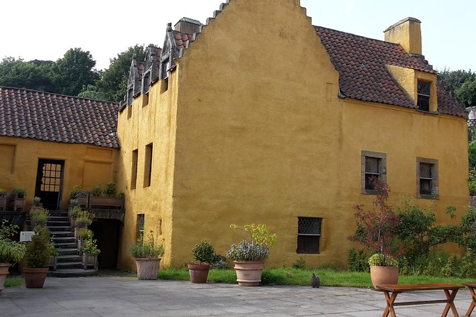 Private Outlander Tour from Edinburgh - Bo’ness & Kinneil Railway and Hopetoun House Set Pieces