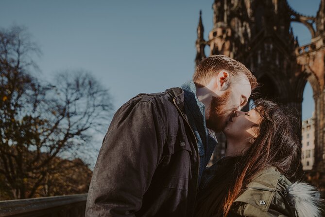 Private Photoshoot in Edinburgh with a Professional Photographer - Price value: $289.37 for up to 8 people