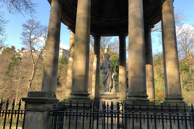 Private Royal Mile Walking Tour - A lesser-known Royal Mile stop that rewards attention