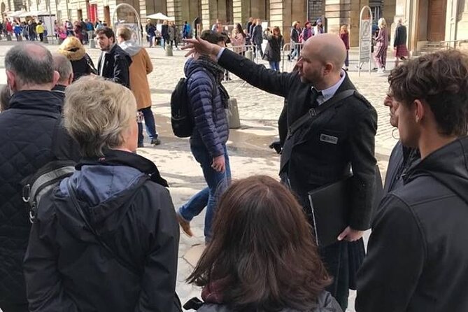 Private Royal Mile walking tour - Discover the history of our most famous street - Murders, proclamations, and civil wars, what you should take away
