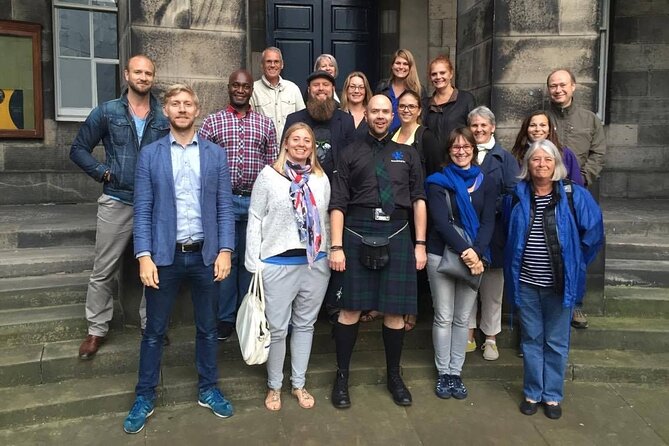 Private Royal Mile walking tour - Discover the history of our most famous street - Meeting at Dynamic Earth and ending in the Grassmarket
