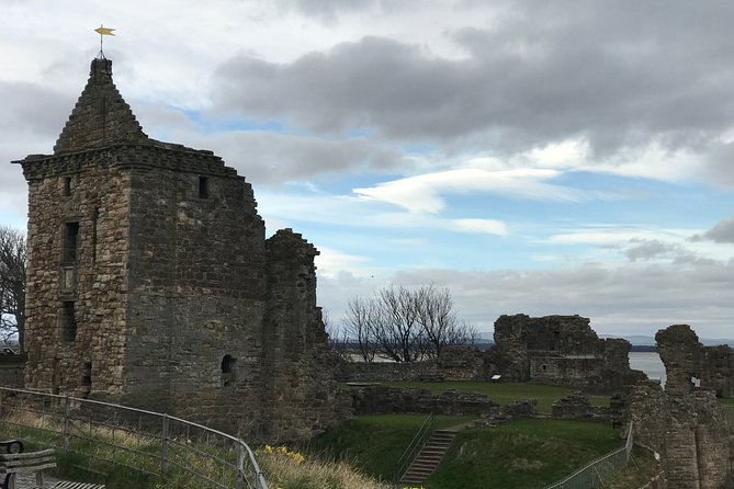 Private St Andrews Day Guided Tour-Personalised & Bespoke - From Edinburgh to Queensferry: the Forth Bridges stop that sets the tone