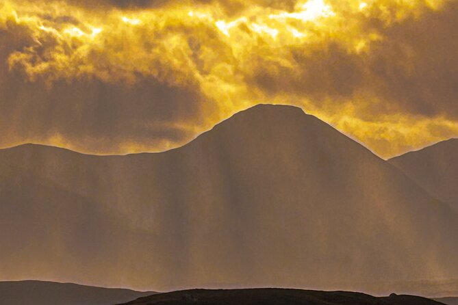Private Tour of Loch Ness, Glencoe and Highlands from Glasgow - Stirling Castle: the hilltop start that sets the tone