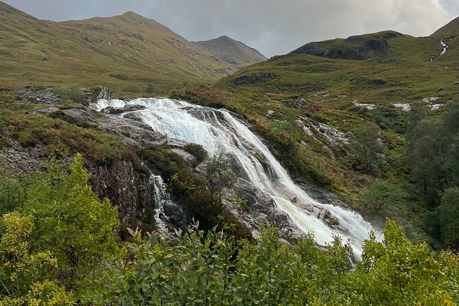 Private Tour to the Stunning Scottish Highlands & Glencoe - Kilchurn Castle ruins and the value of a short walk