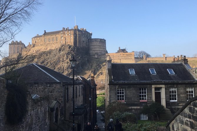 Private Walk: Edinburgh Old Town and New Town - What you should wear and plan for a 3 to 4 hour walk
