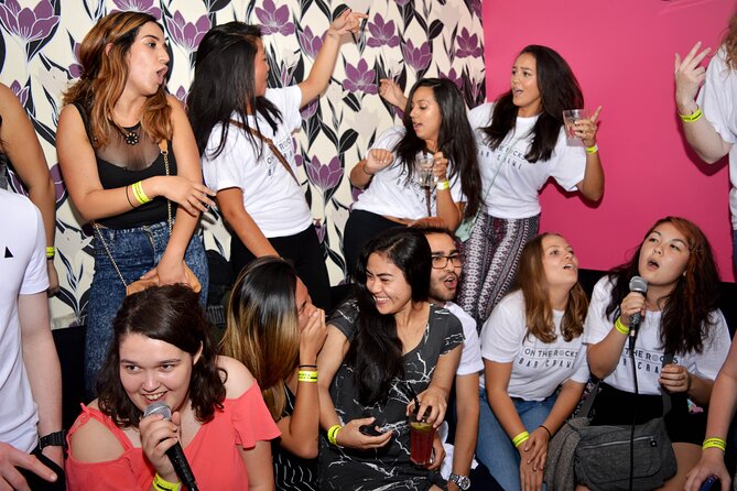 Pub Crawl in Edinburgh - Drink Deals and Wristbands: How to Stretch Your Night