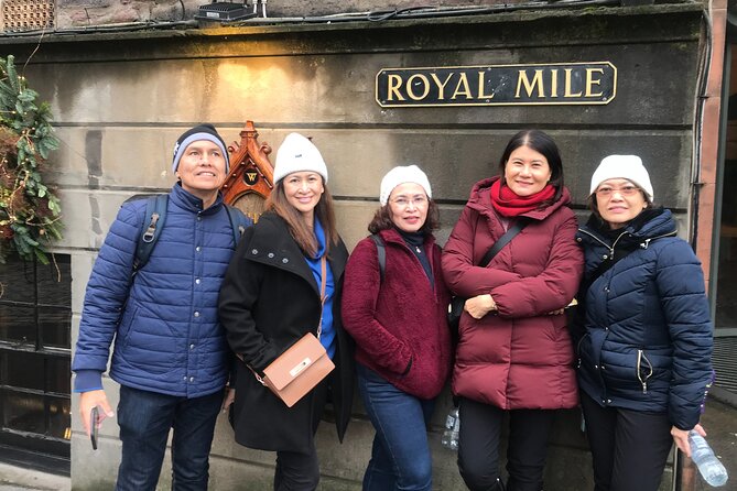 Scotch Tour Edinburgh with a Local Expert: Private & 100% Personalized - Old Town Stroll and Whisky History on Foot