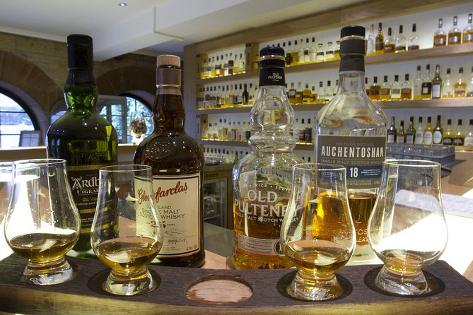 Scotch Tour Edinburgh with a Local Expert: Private & 100% Personalized - George Street Walks, Old Streets, and the Big City View