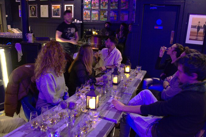 Scotch Whisky Tasting - The True Spirit of Scotland - How the guide teaches you to taste like a pro (without being snobby)