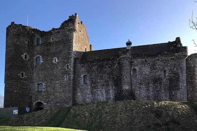 Scottish castles tour - private four castles tour from Edinburgh - Stop 1: Stirling Castle in About One Hour