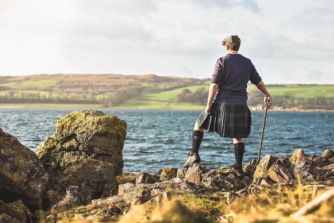 Scottish Highlands, Lochs & Castles from Edinburgh and Glasgow - Snacks, water, and a dram included: how that shapes your day