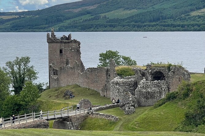 Scottish Whisky Distillery & Fairytale Dunrobin Castle - The best bits, in plain terms
