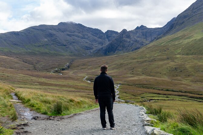 Skye Day Tour from Inverness with Fairy Pools & Dunvegan Castle - Eilean Donan and Urquhart: famous castles, tight photo stops, big payoff