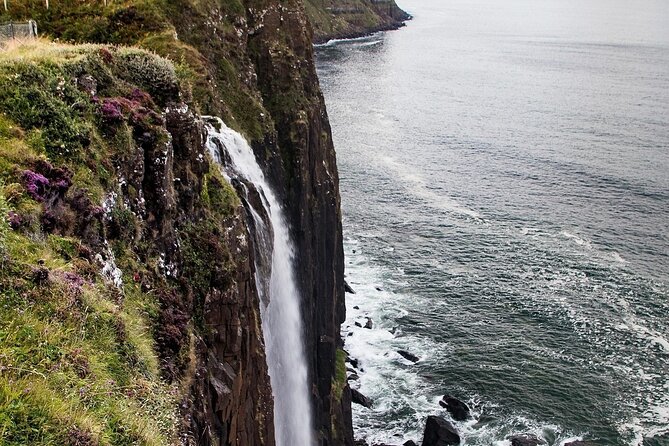 Skye Fairy Pools/ Fairy Glen/ Kilt rock / Old Man Storr - Eilean Donan Castle: the famous one, but budget for admission