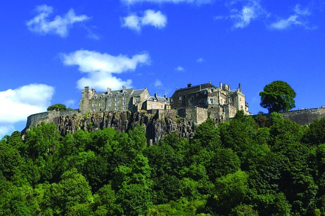 Stirling Castle and the Secrets of the Old Town Private Tour - Meeting point and pickup: start where it actually helps