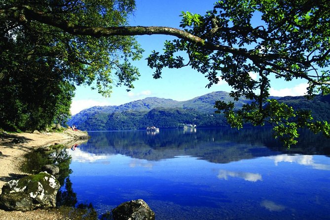 Stirling Castle,Trossachs National and Loch Lomond Day Tour from Edinburgh - Kelpies and The Helix: 30 minutes for horse-powered art