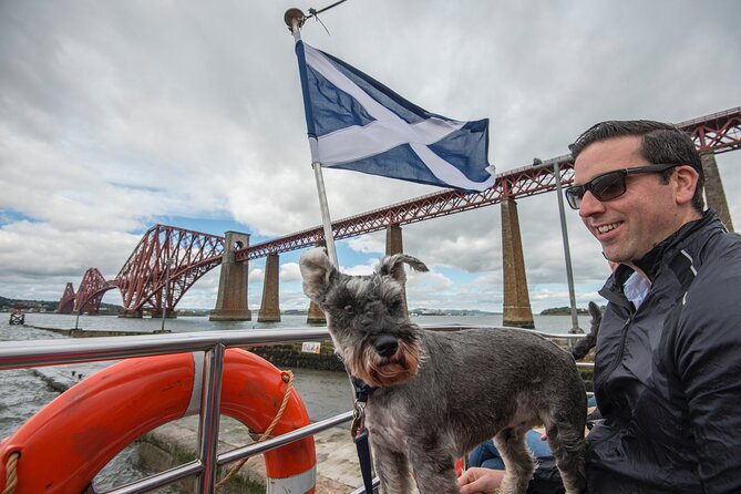 Stunning 90-Minute Firth of Forth Sightseeing Cruise Adventure - The small island beneath the bridge: ancient defense leftovers