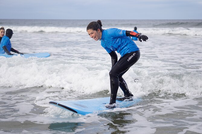 Surfing Class in Cullen Bay - Cullen Bay as your Scottish surf base