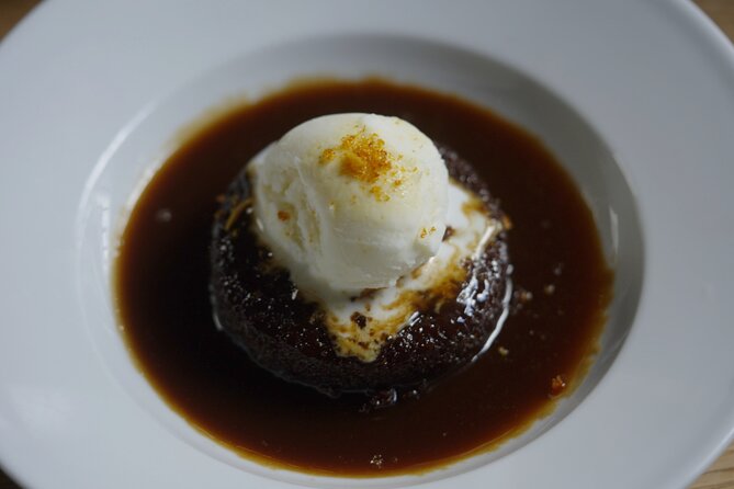 The Best Food Tour in Edinburgh - What You Eat, Course by Course (And Why That Order Works)