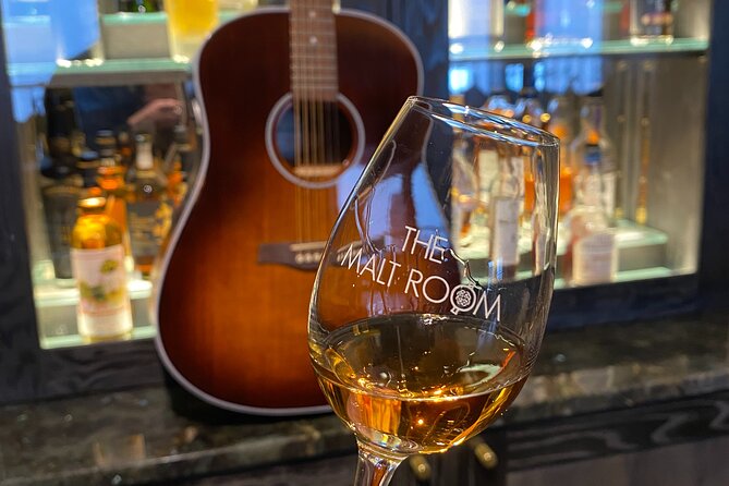 The Malt Room Whisky Gigs - Davy Holt folk performances, stories and drams in the same room