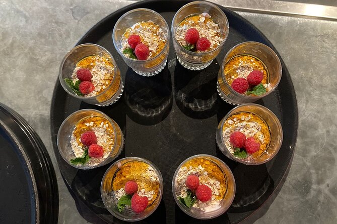 The Original Glasgow Food Tour: Locally run & hidden gems - Stop 3 at the Pub: Beer, Whisky, and Cranachan as a Flavor Bridge