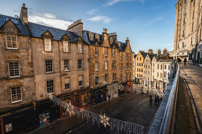 Thirsty for Edinburgh: Scotlands Best Historical Pub Tour - The 20-minute stop format, and how to enjoy it fully