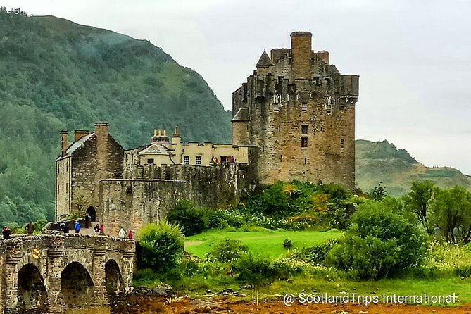 TOUR ALL THE FLAVORS OF SCOTLAND & SKYE! 5 days + 4 nights. - Scotland in one route, from bridges to Skye peaks