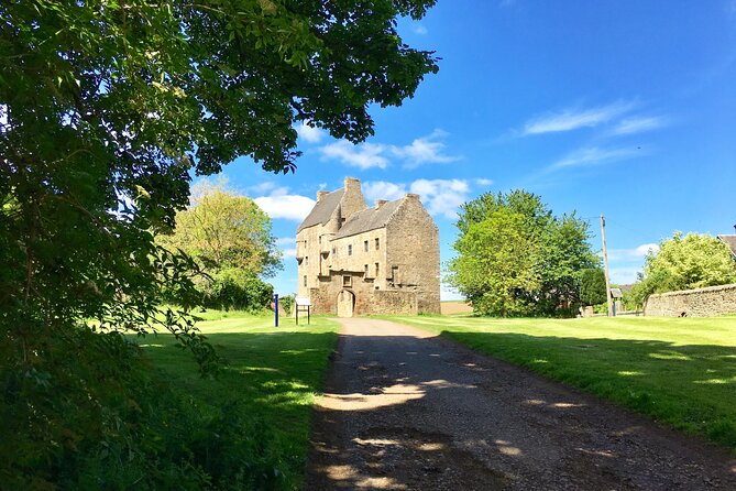 Ultimate Outlander Day Tour - The in-between stop that changes with the season