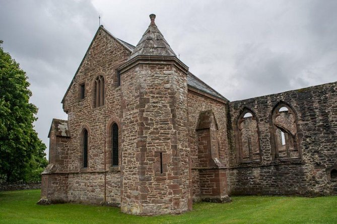 Urquhart Castle, Culloden, Clava Cairns, Loch Ness - Robertson’s Farm Stop For Highland Cows And Alpacas