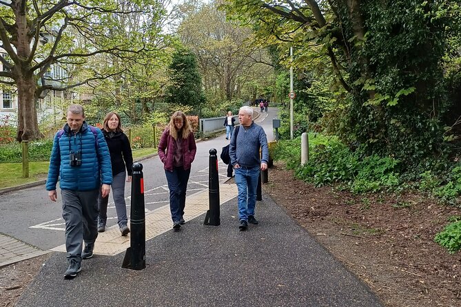 Walking Wildlife History Tour in Edinburgh - Colinton Station and the Tunnel Mural: Street Art With City Memory