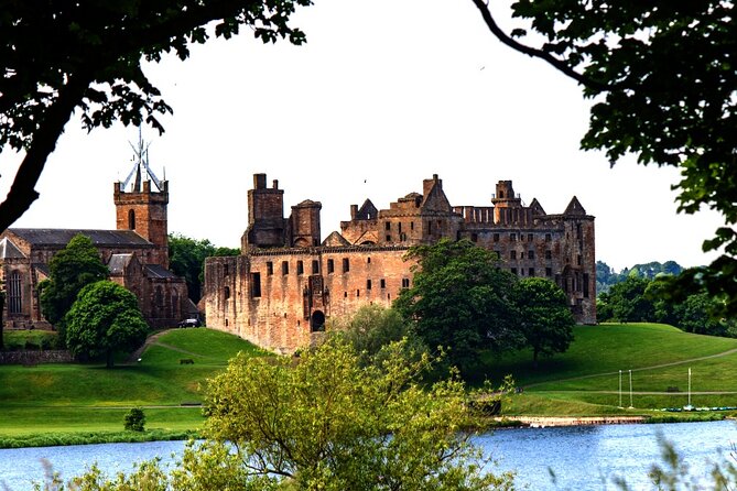 Wallace monument, Stirling Castle, Linlithgow Palace Private Tour - Price and Value: What You Pay For, and What You Still Need to Budget