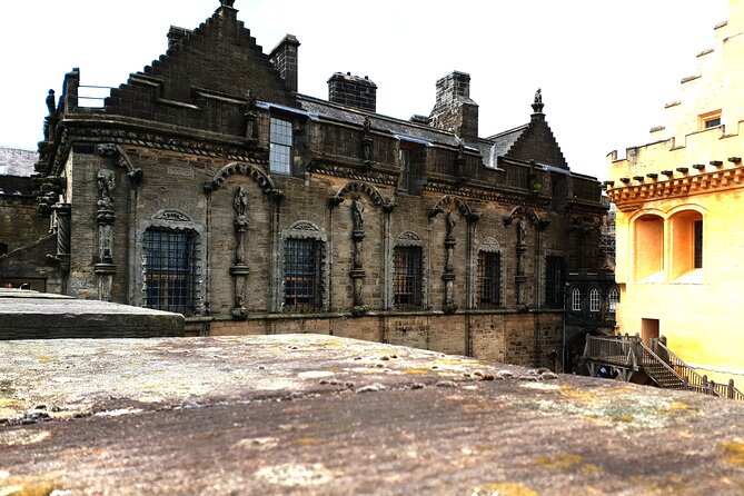 Wallace monument, Stirling Castle, Linlithgow Palace Private Tour - The Guide Factor: Stories That Connect Stops Without Turning It Into a Lecture
