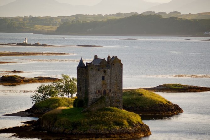 West Coast Lochs & Castles Tour - from Glasgow - Luss on Loch Lomond: A Calm Village Stop That Starts the Day Right